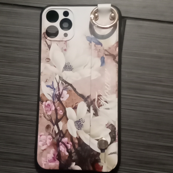 Iphone 11 max pro cases - Picture 2 of 6